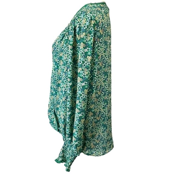 Max Studio Floral Long-Sleeved Green Blouse with Smocked Cuffs Size Large - Picture 3 of 13